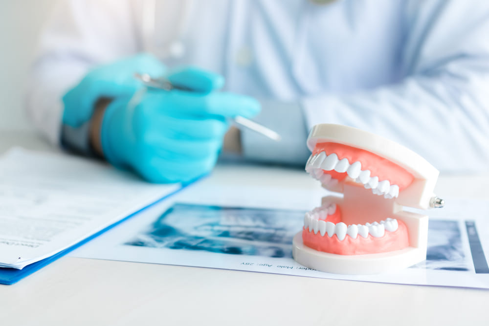 la duración de las protesis dentales dependerá de varios factores